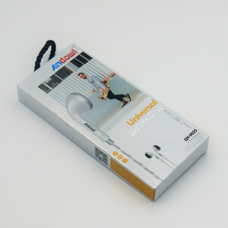 universal-andowl-q-9025