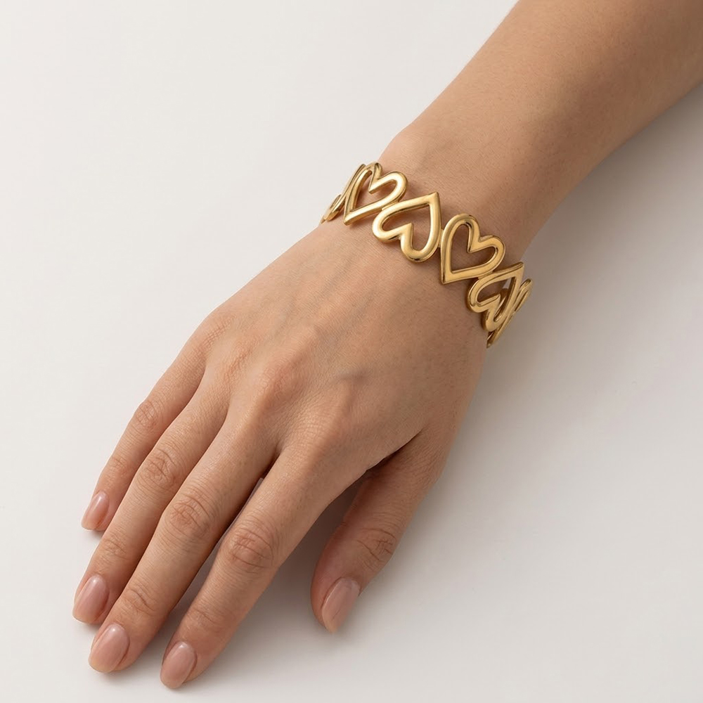 B03596-gold