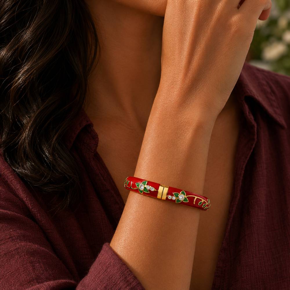 gold-enamel-bangle-red-green-strass-model