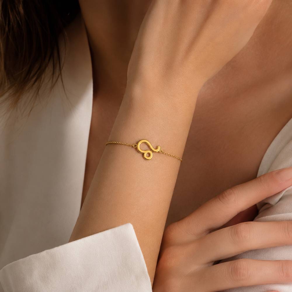 gold-stainless-steel-leo-zodiac-bracelet-model