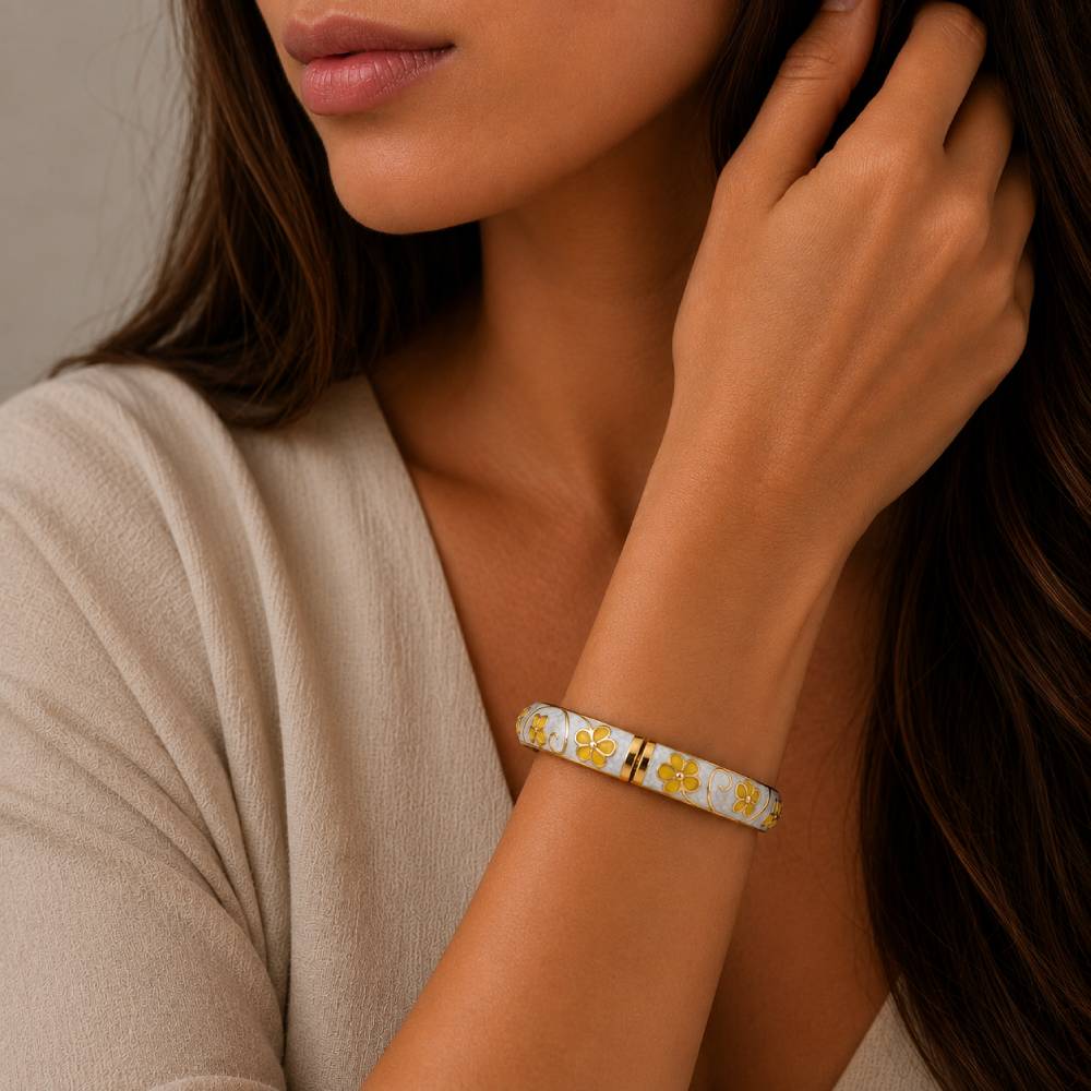 gold-tone-enamel-floral-bangle-bracelet-white-yellow-model