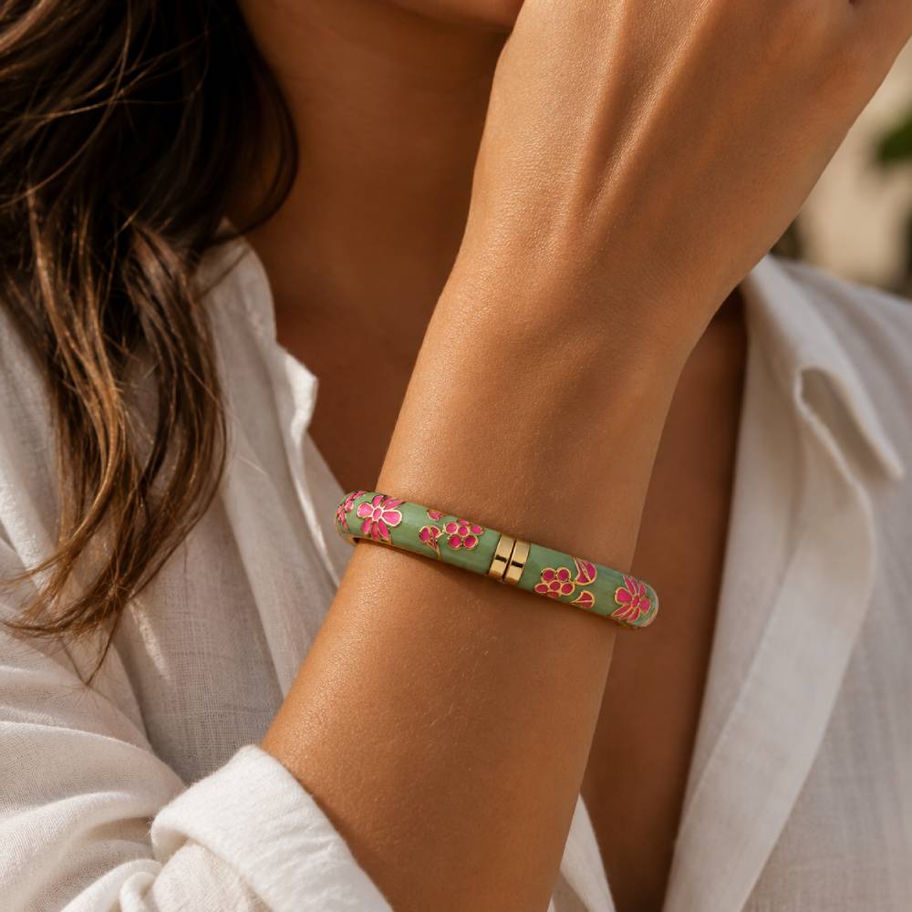 pistachio-pink-enamel-bangle-model